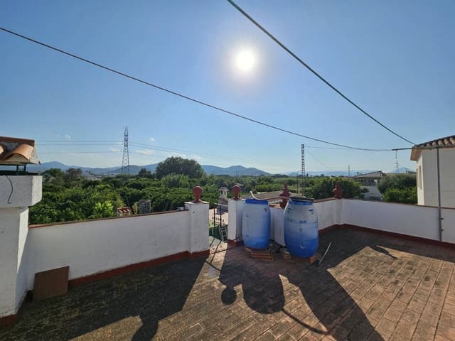 4 bedroom Villa for sale in Oliva with pool - € 330,000 (Ref: 10010067)