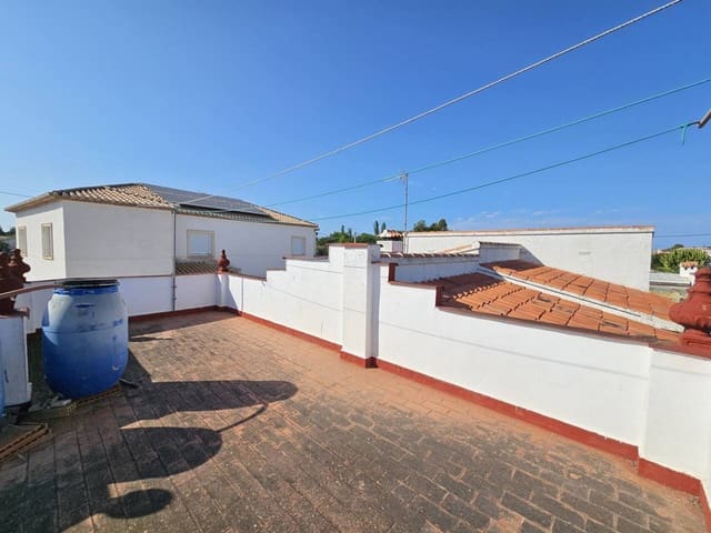 4 Zimmer Villa zu verkaufen in Oliva mit Pool - 330.000 € (Ref: 10010067)