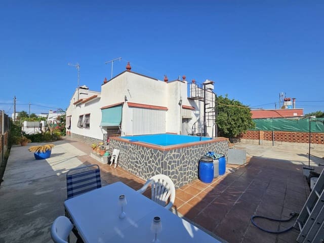 4 bedroom Villa for sale in Oliva with pool - € 330,000 (Ref: 10010067)
