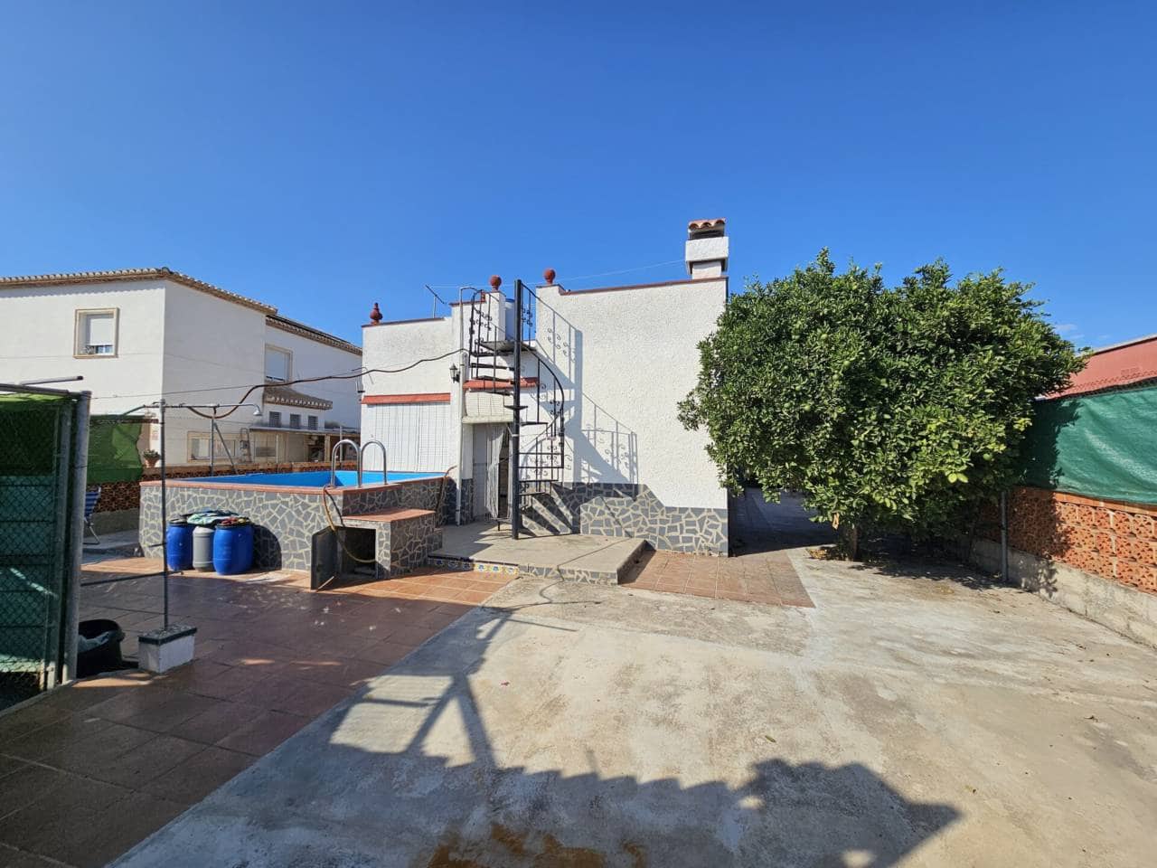4 bedroom Villa for sale in Oliva with pool - € 330,000 (Ref: 10010067)