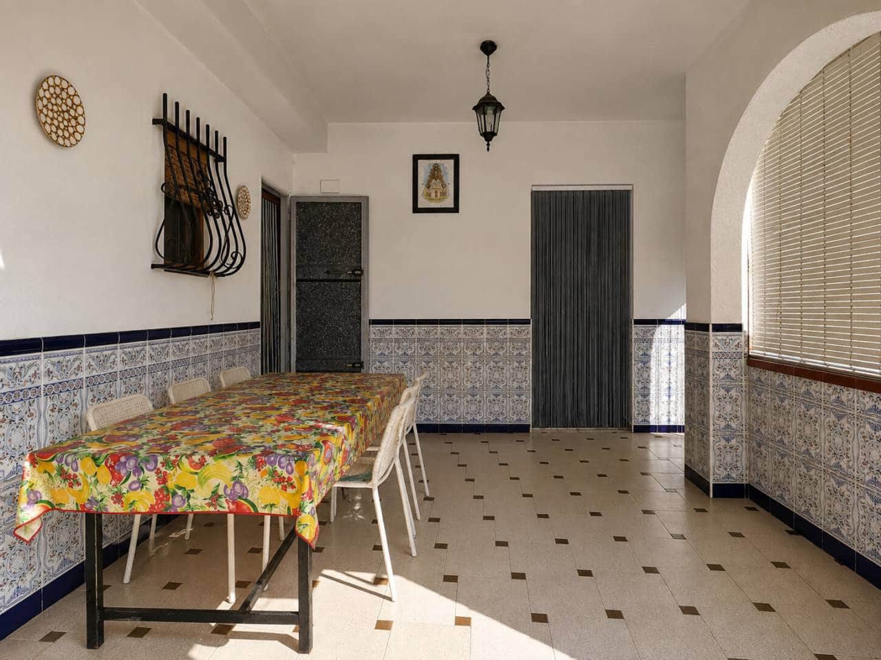 4 bedroom Villa for sale in Oliva with pool - € 330,000 (Ref: 10010067)