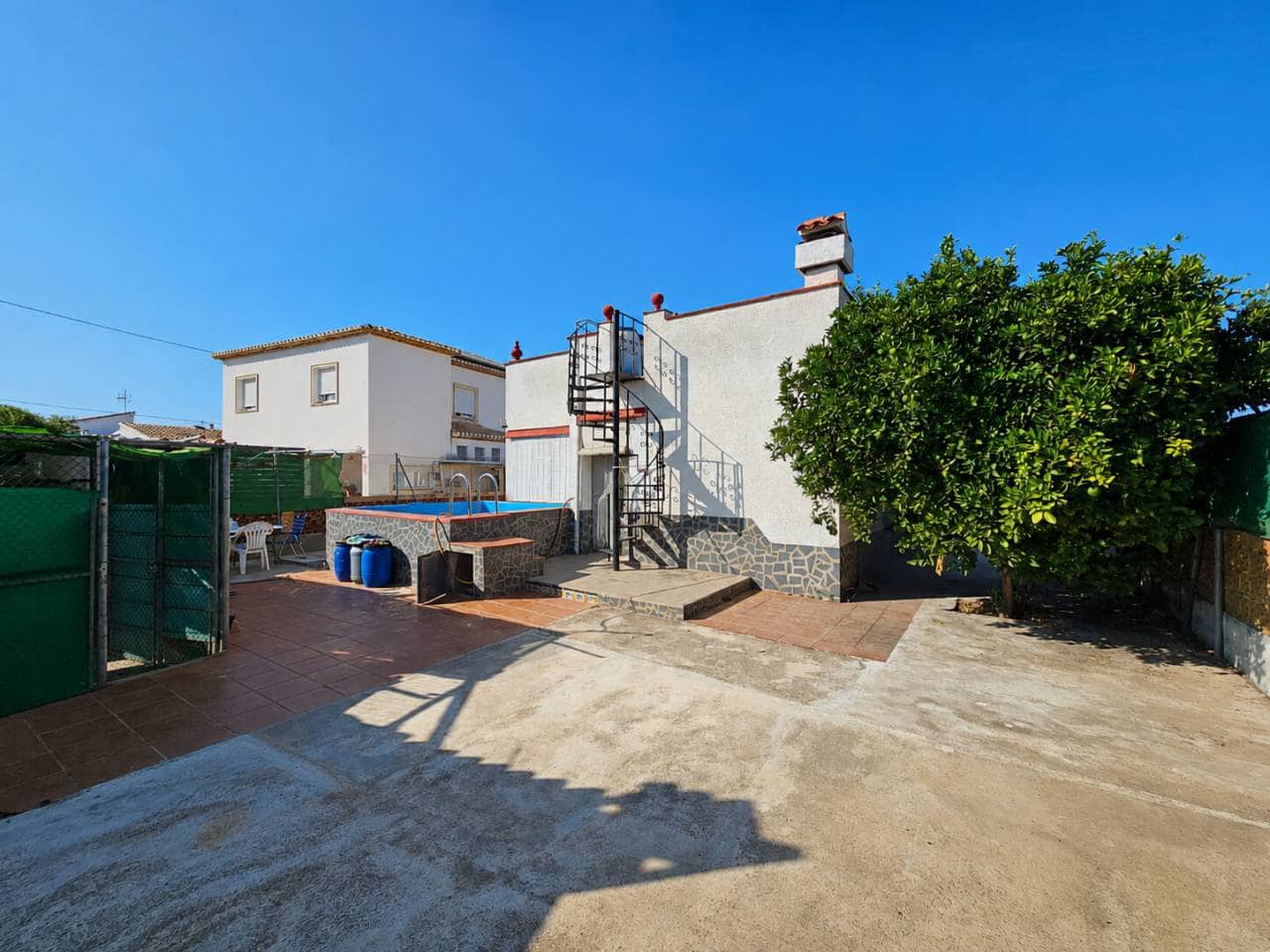 4 bedroom Villa for sale in Oliva with pool - € 330,000 (Ref: 10010067)