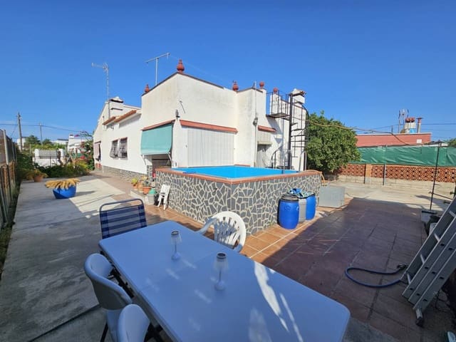 4 bedroom Villa for sale in Oliva with pool - € 330,000 (Ref: 10010067)
