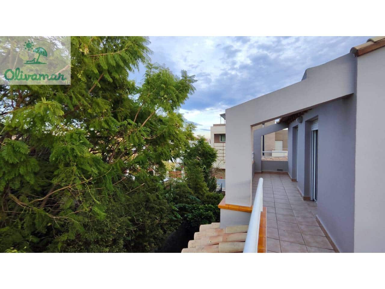 4 bedroom Villa for sale in Oliva with pool garage - € 550,000 (Ref: 10031392)