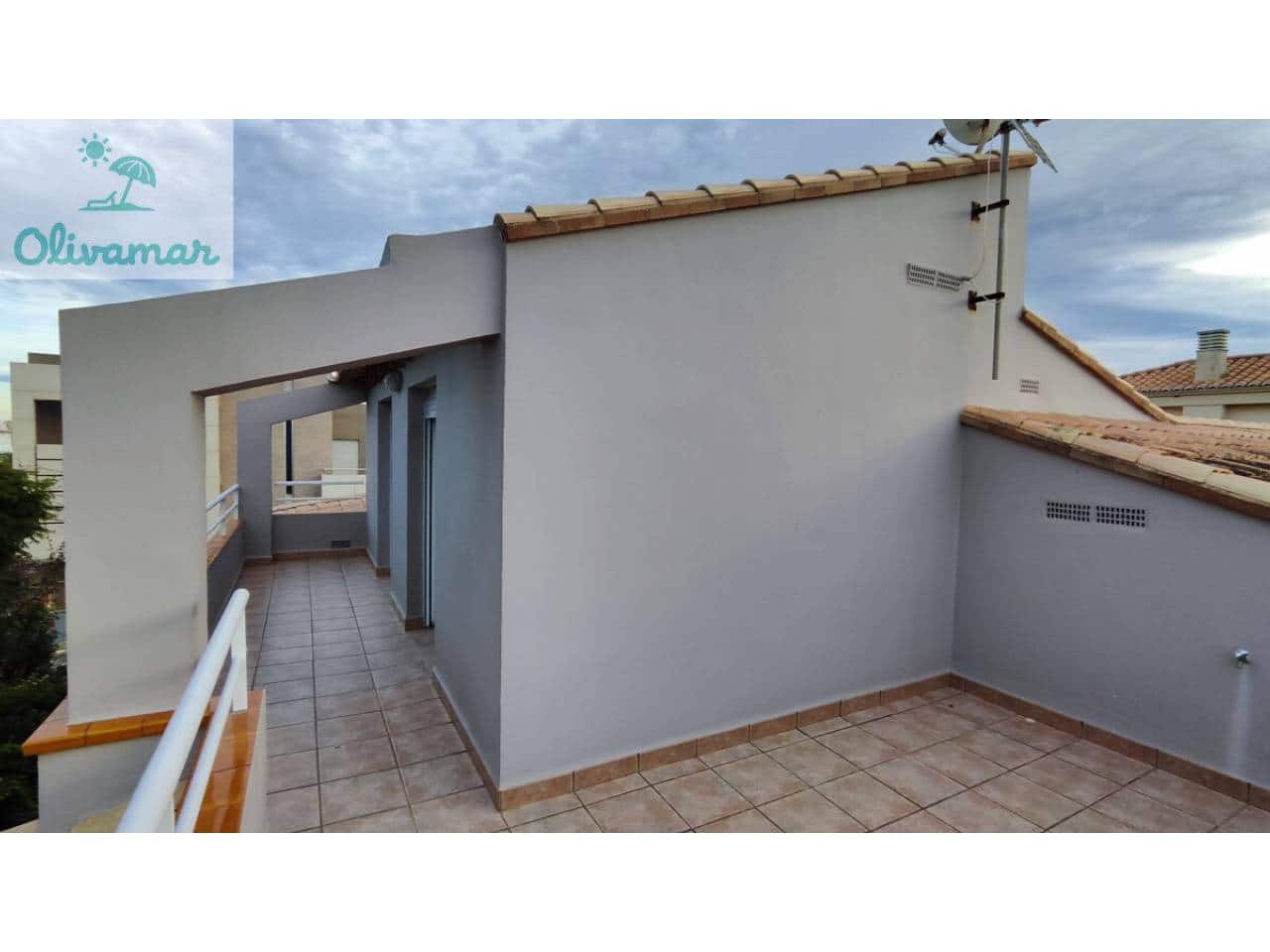 4 bedroom Villa for sale in Oliva with pool garage - € 550,000 (Ref: 10031392)