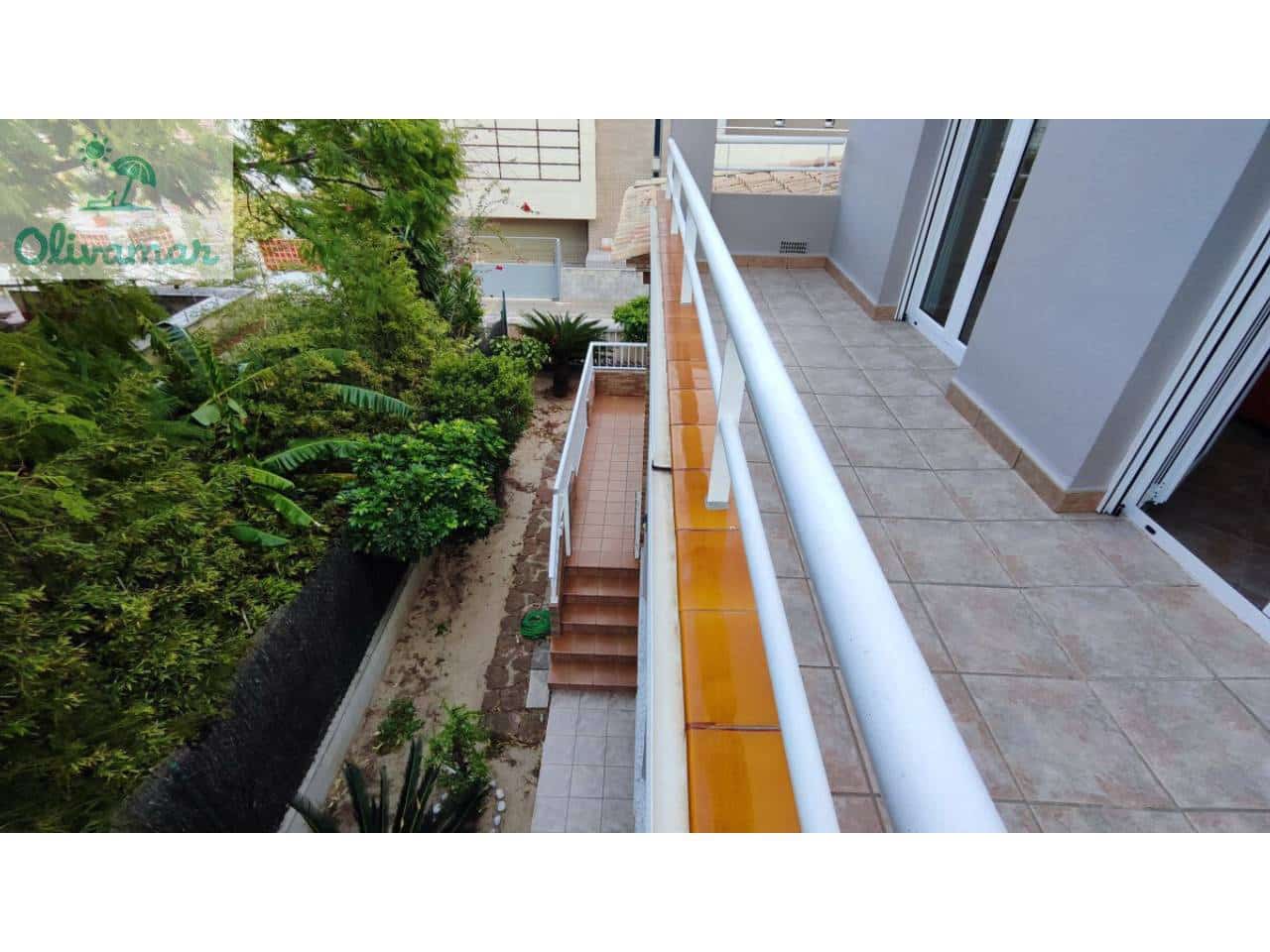 4 bedroom Villa for sale in Oliva with pool garage - € 550,000 (Ref: 10031392)