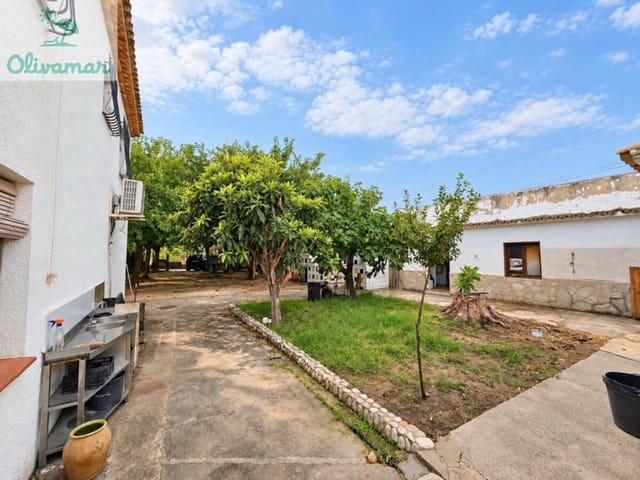 7 sypialnia Willa na sprzedaż w Oliva z basenem garażem - 590 000 € (Ref: 10080299)
