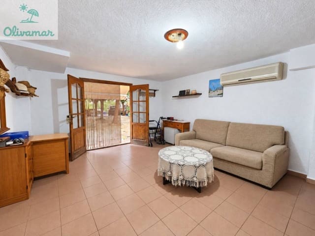 7 sypialnia Willa na sprzedaż w Oliva z basenem garażem - 590 000 € (Ref: 10080299)