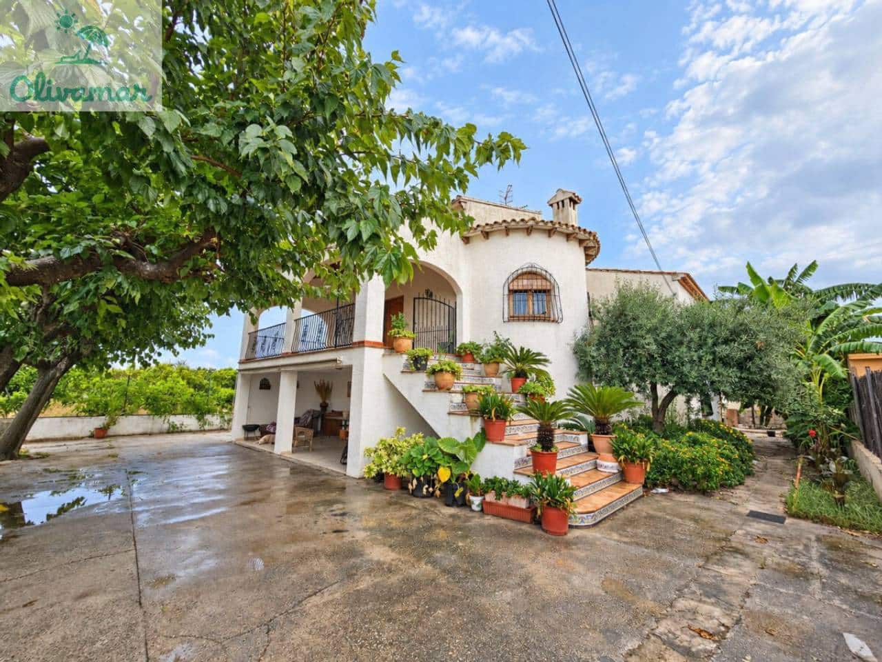 7 sypialnia Willa na sprzedaż w Oliva z basenem garażem - 590 000 € (Ref: 10080299)