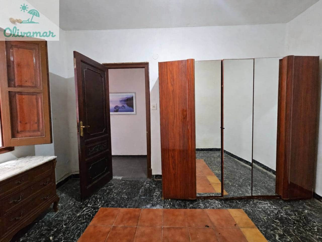 5 camera da letto Appartamento in vendita in Oliva - 120.000 € (Rif: 10088785)