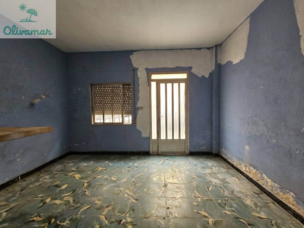 5 camera da letto Appartamento in vendita in Oliva - 120.000 € (Rif: 10088785)