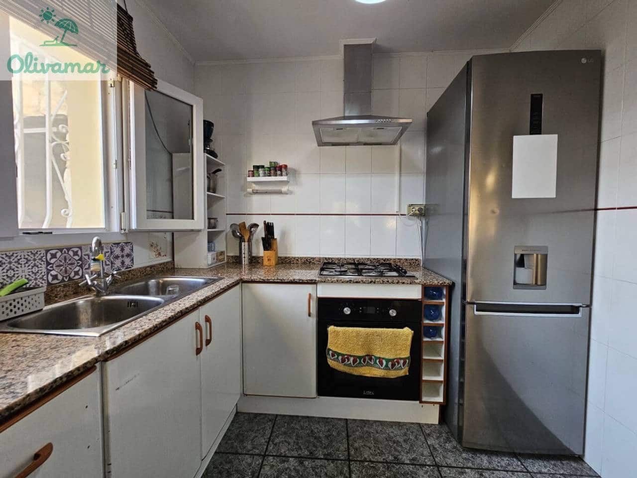 2 slaapkamer Flat te koop in Oliva met zwembad garage - € 245.000 (Ref: 10157138)