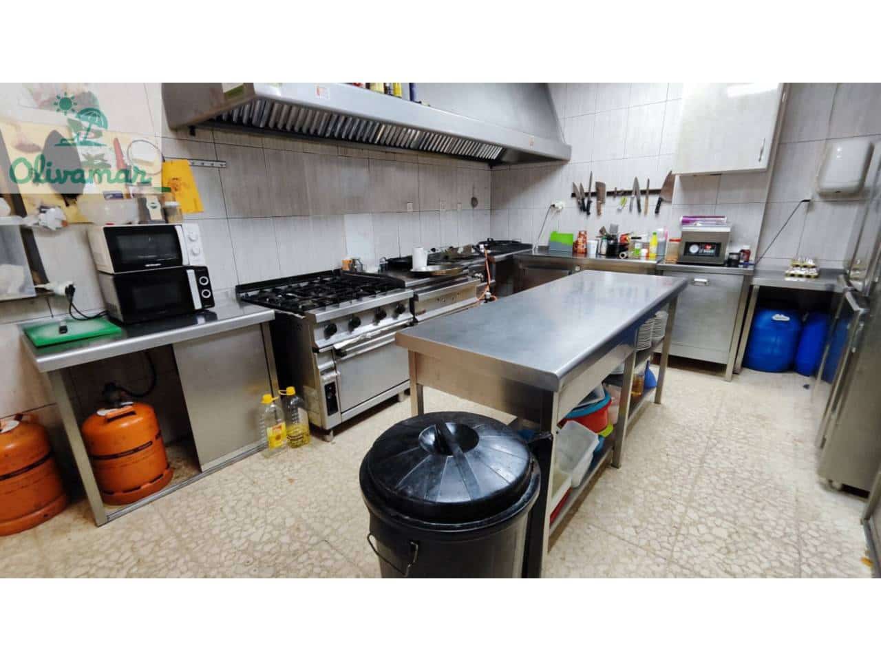 Commerciale in vendita in Oliva - 190.000 € (Rif: 8317286)