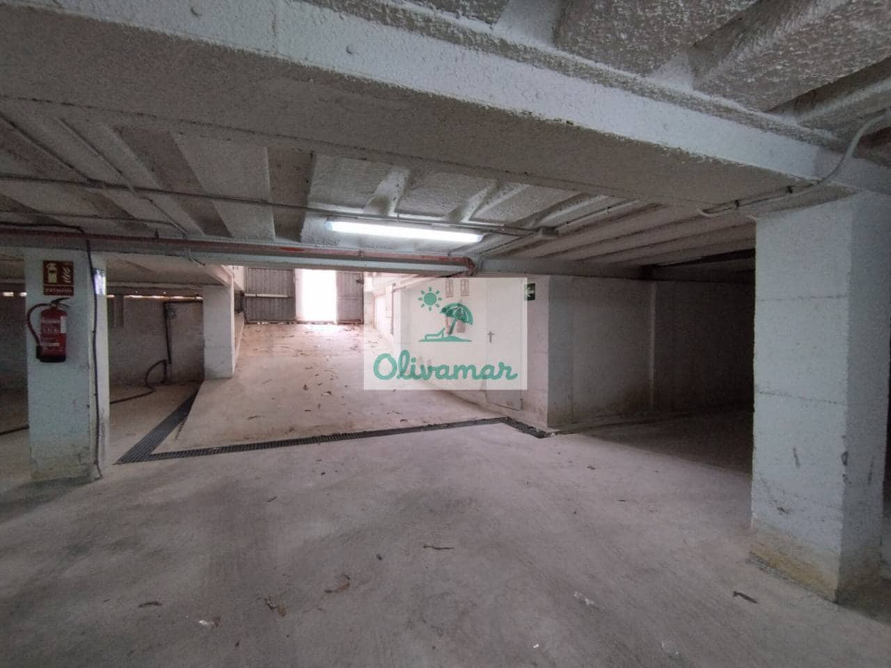 1 soveværelse Erhverv til salg i Oliva med garage - € 440.000 (Ref: 8317292)