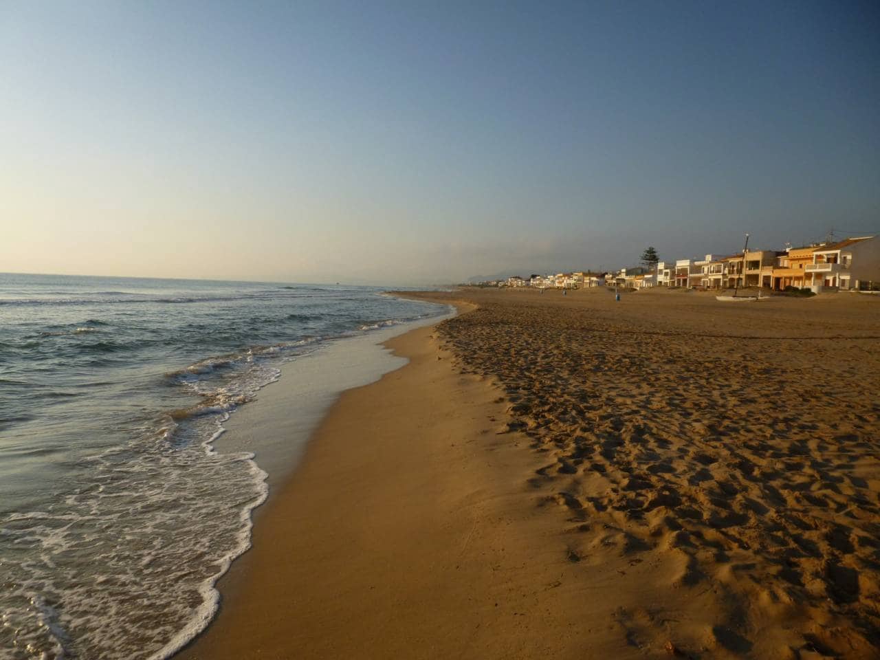 3 slaapkamer Appartement voor vakantieverhuur in Oliva - € 400 (Ref: 8317295)