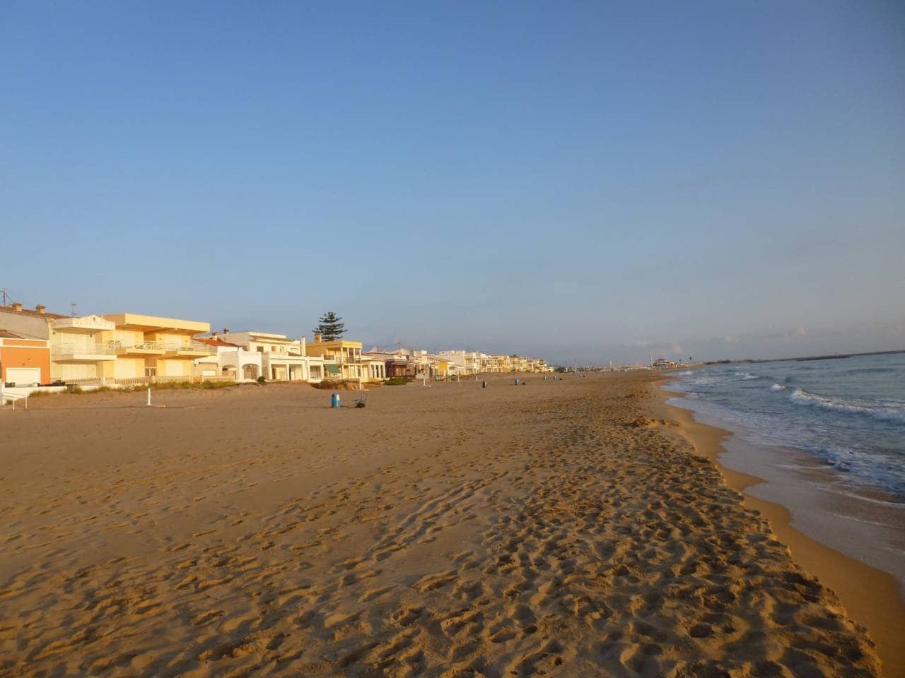 3 slaapkamer Appartement voor vakantieverhuur in Oliva - € 400 (Ref: 8317295)