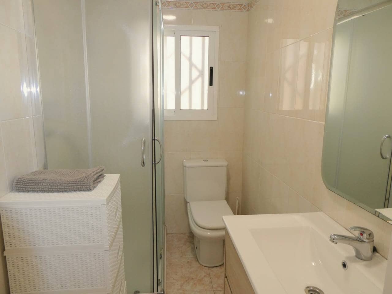 4 sovrum Lägenhet för semesterbostäder i Oliva - 600 € (Ref: 8317298)