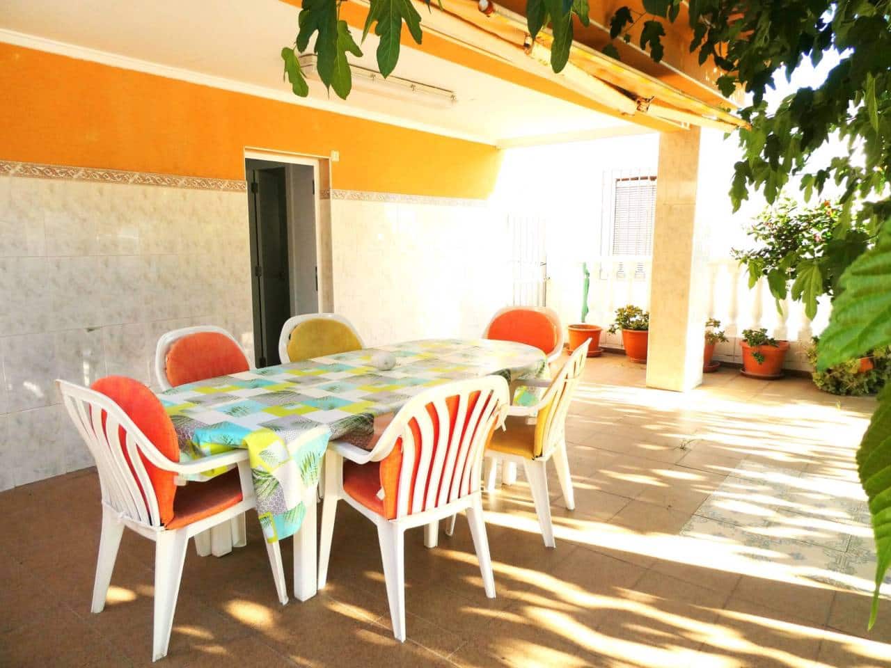 4 sovrum Lägenhet för semesterbostäder i Oliva - 600 € (Ref: 8317298)