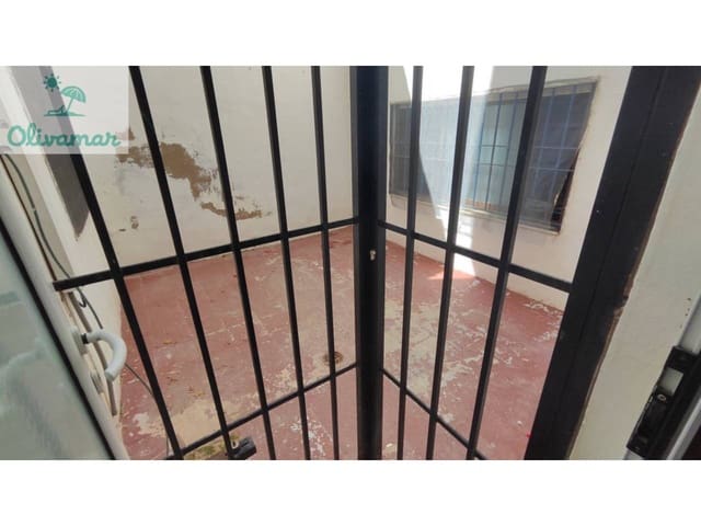 1 soveværelse Erhverv til leje i Oliva - € 500 (Ref: 8326660)