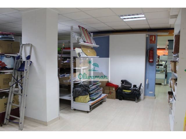 5 soveværelse Erhverv til leje i Oliva med garage - € 2.600 (Ref: 8326661)