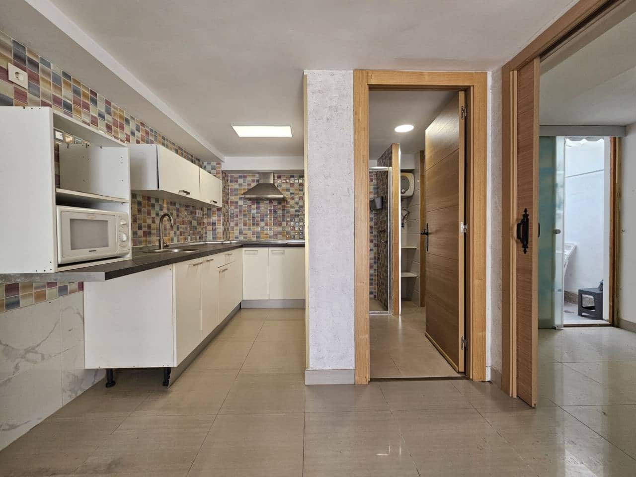 2 makuuhuone Asunto myytävänä paikassa Oliva - 95 000 € (Ref: 9006801)