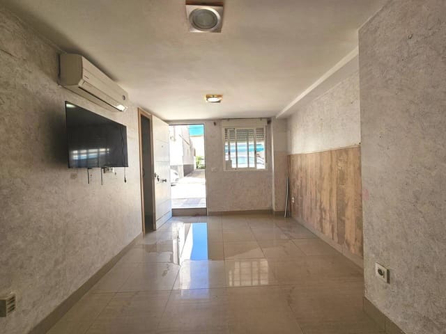 2 makuuhuone Asunto myytävänä paikassa Oliva - 95 000 € (Ref: 9006801)