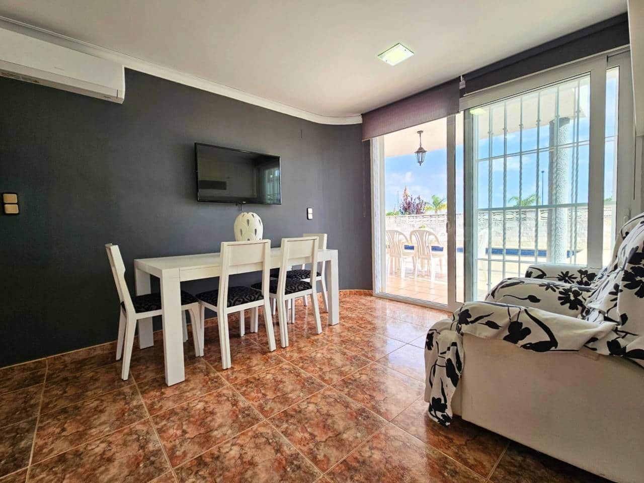 5 soveværelse Villa til salg i Miramar - € 650.000 (Ref: 9030935)