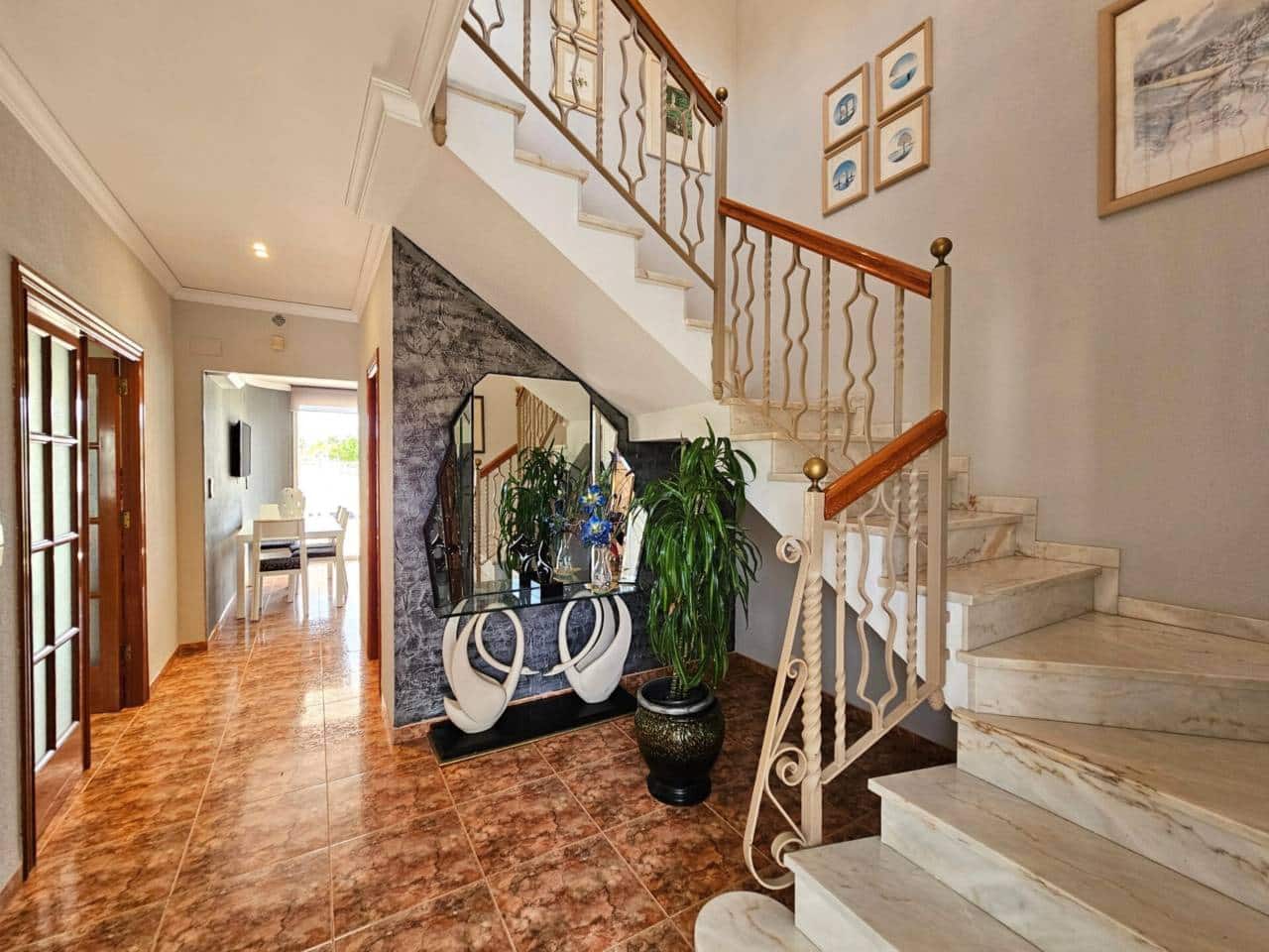 5 soveværelse Villa til salg i Miramar - € 650.000 (Ref: 9030935)