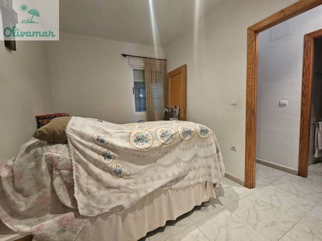 5 bedroom Townhouse for sale in Alqueria de la Comtessa - € 190,000 (Ref: 9180738)