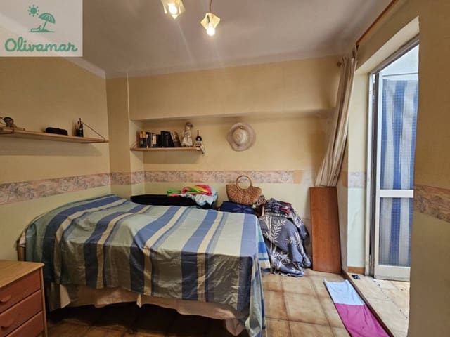 3 camera da letto Appartamento in vendita in Oliva - 79.000 € (Rif: 9310235)