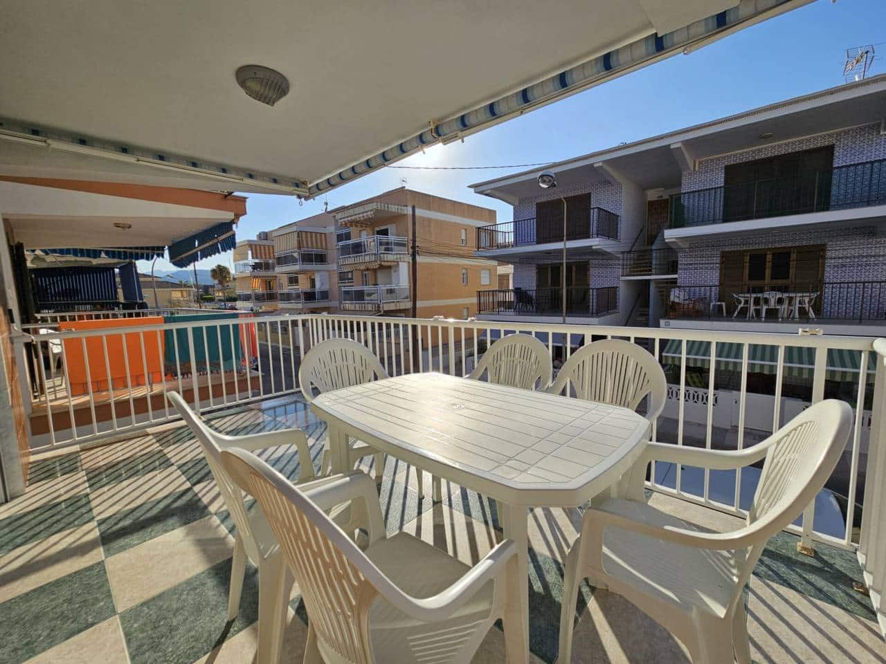 3 slaapkamer Appartement te huur in Oliva - € 700 (Ref: 9366975)
