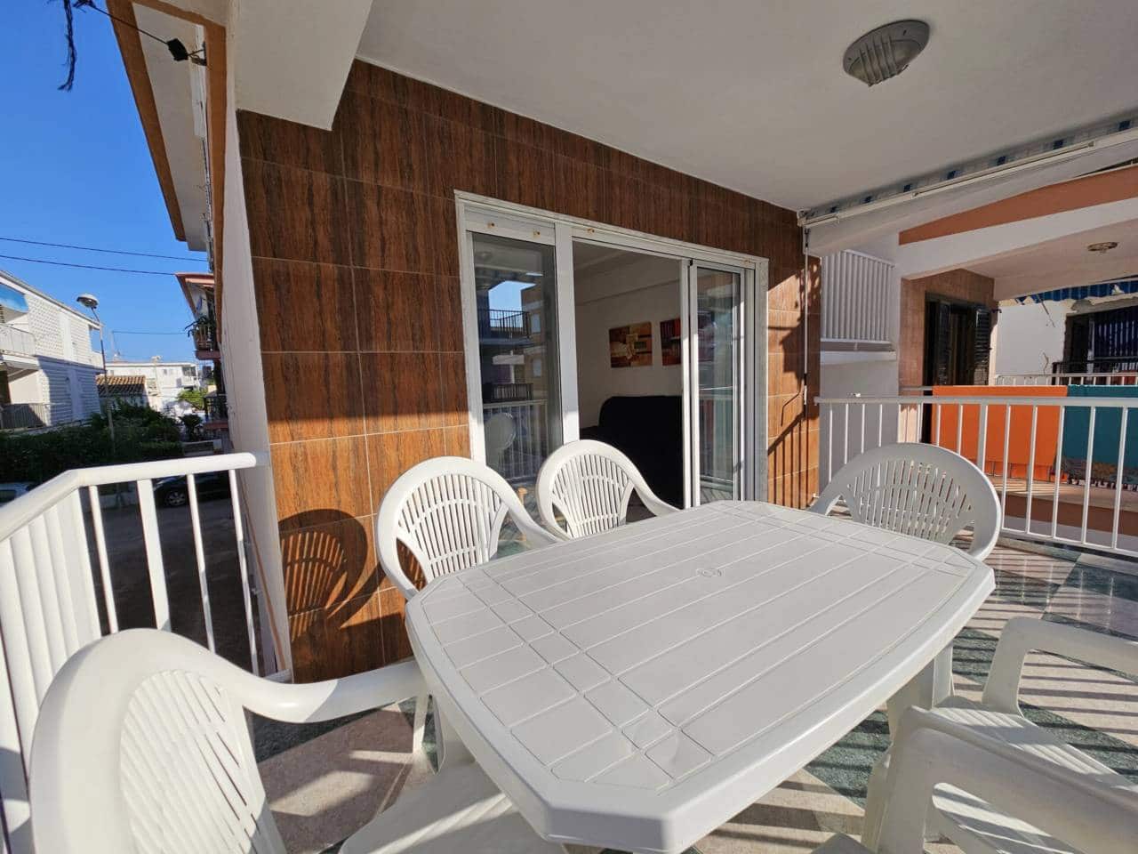 3 slaapkamer Appartement te huur in Oliva - € 700 (Ref: 9366975)