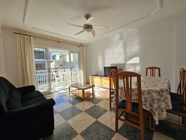 3 soveværelse Lejlighed til leje i Oliva - € 700 (Ref: 9366975)