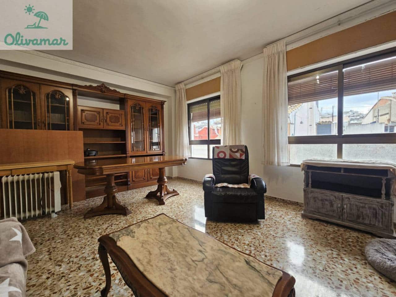 Piso de 3 habitaciones en Oliva en venta - 132.500 € (Ref: 9564186)