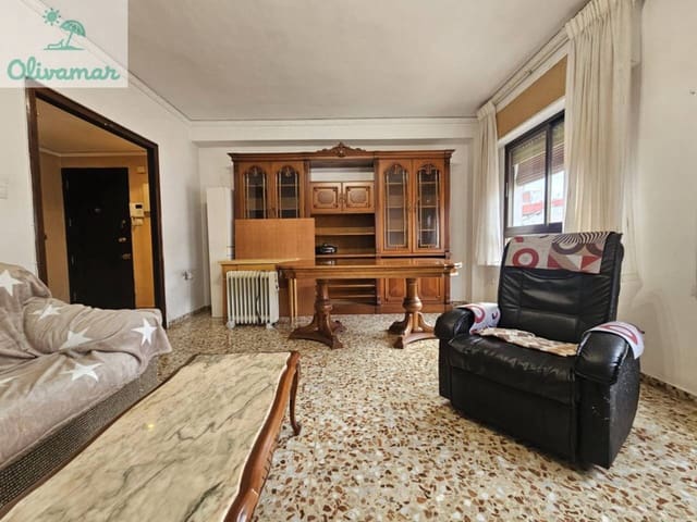 3 makuuhuone Asunto myytävänä paikassa Oliva - 132 500 € (Ref: 9564186)