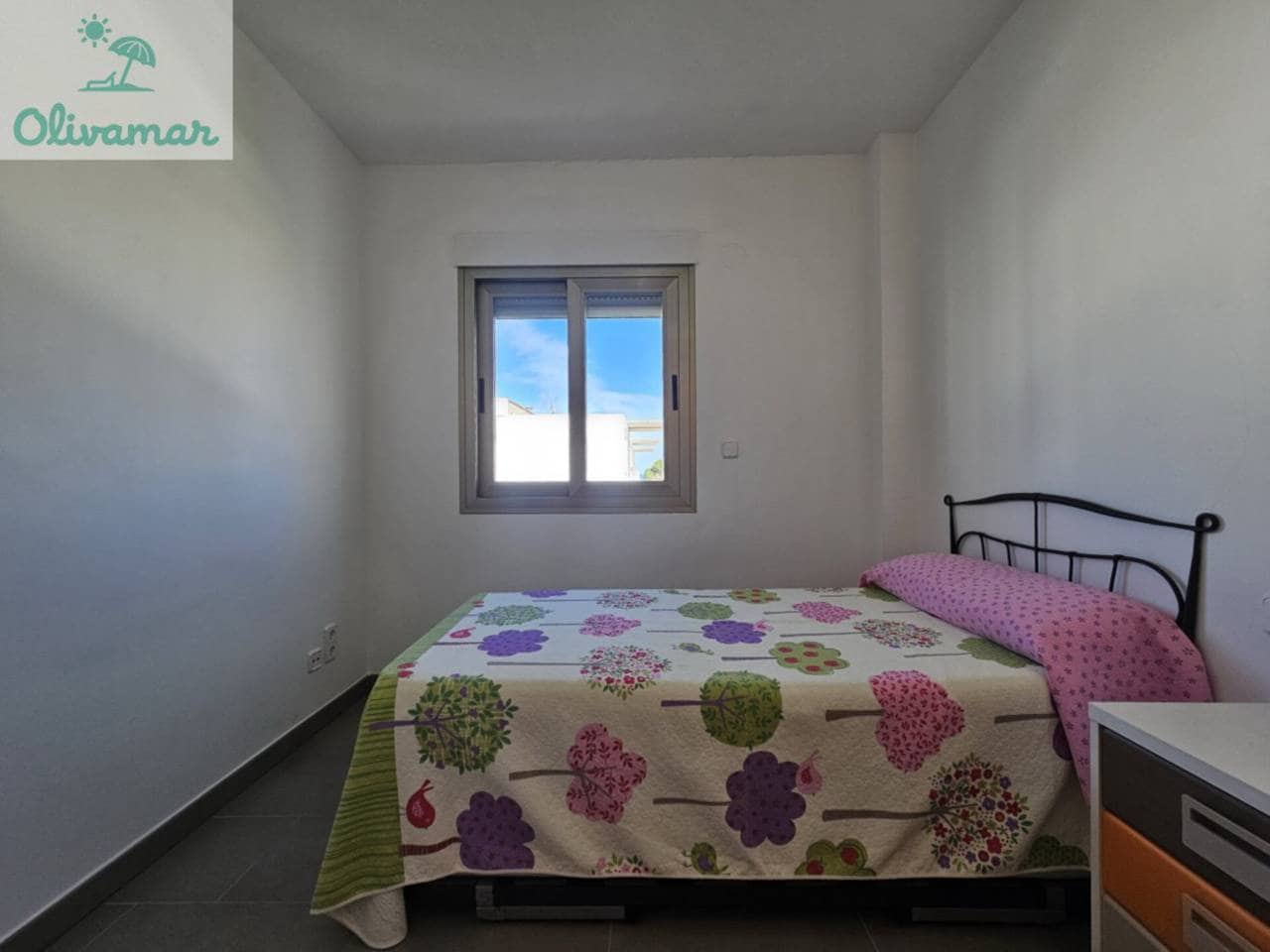 3 sovrum Semi-fristående Villa till salu i Oliva med garage - 449 000 € (Ref: 9620652)