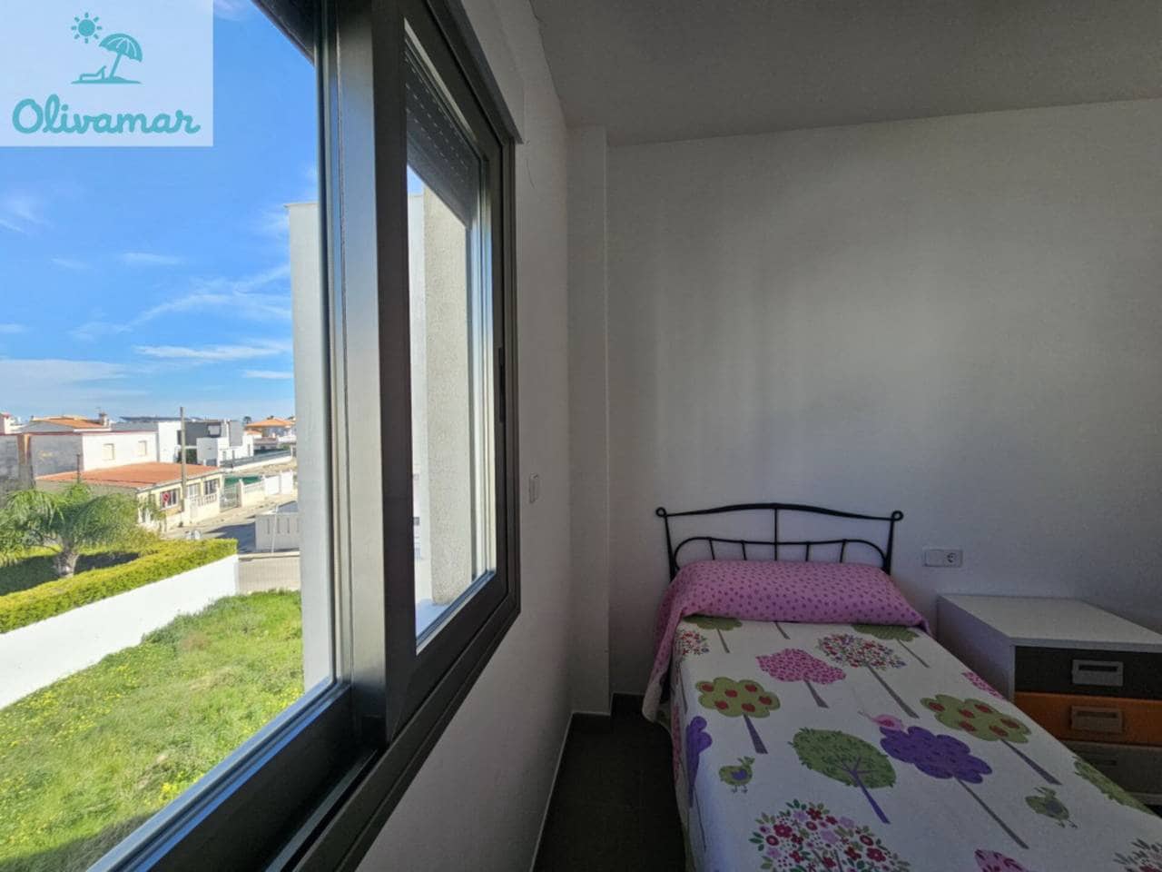 3 sovrum Semi-fristående Villa till salu i Oliva med garage - 449 000 € (Ref: 9620652)