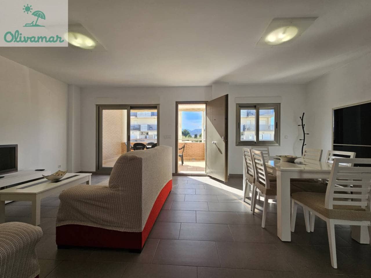 3 sovrum Semi-fristående Villa till salu i Oliva med garage - 449 000 € (Ref: 9620652)