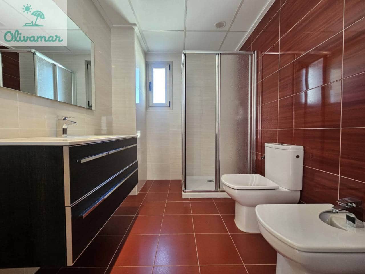 3 sovrum Semi-fristående Villa till salu i Oliva med garage - 449 000 € (Ref: 9620652)