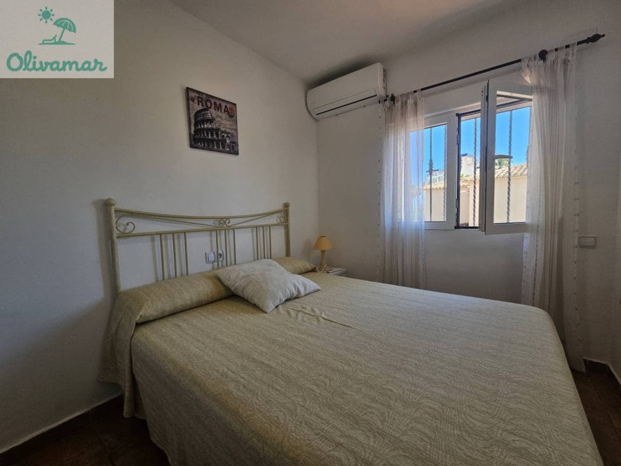5 quarto Moradia em Banda para arrendar em Oliva Nova - 1 200 € (Ref: 9714104)
