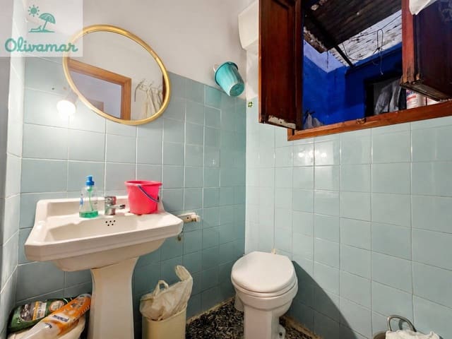 4 soveværelse Lejlighed til salg i Oliva - € 100.000 (Ref: 9842027)