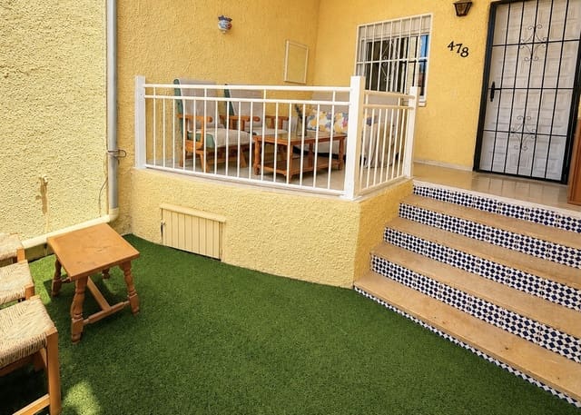 3 bedroom Terraced Villa for sale in La Marina, Elche / Elx - € 144,000 (Ref: 10001187)