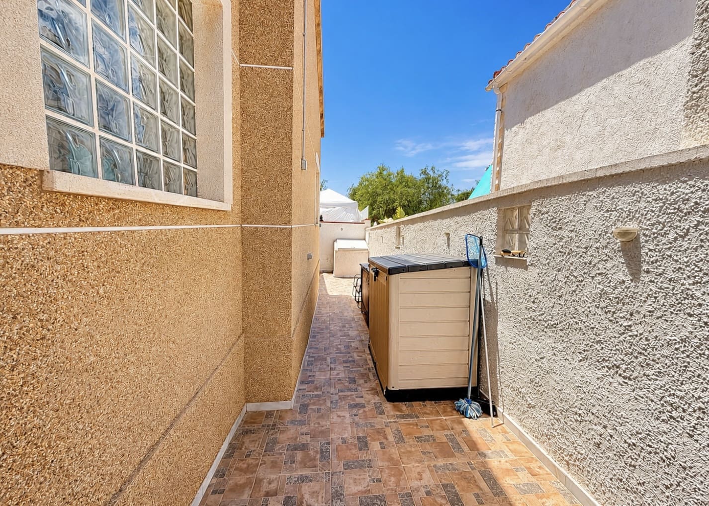3 slaapkamer Villa te koop in La Marina met zwembad garage - € 255.000 (Ref: 10007938)