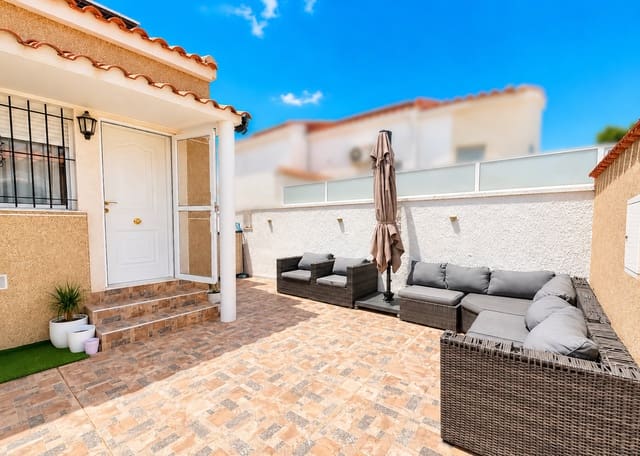 3 slaapkamer Villa te koop in La Marina, Elche / Elx met zwembad garage - € 255.000 (Ref: 10007938)