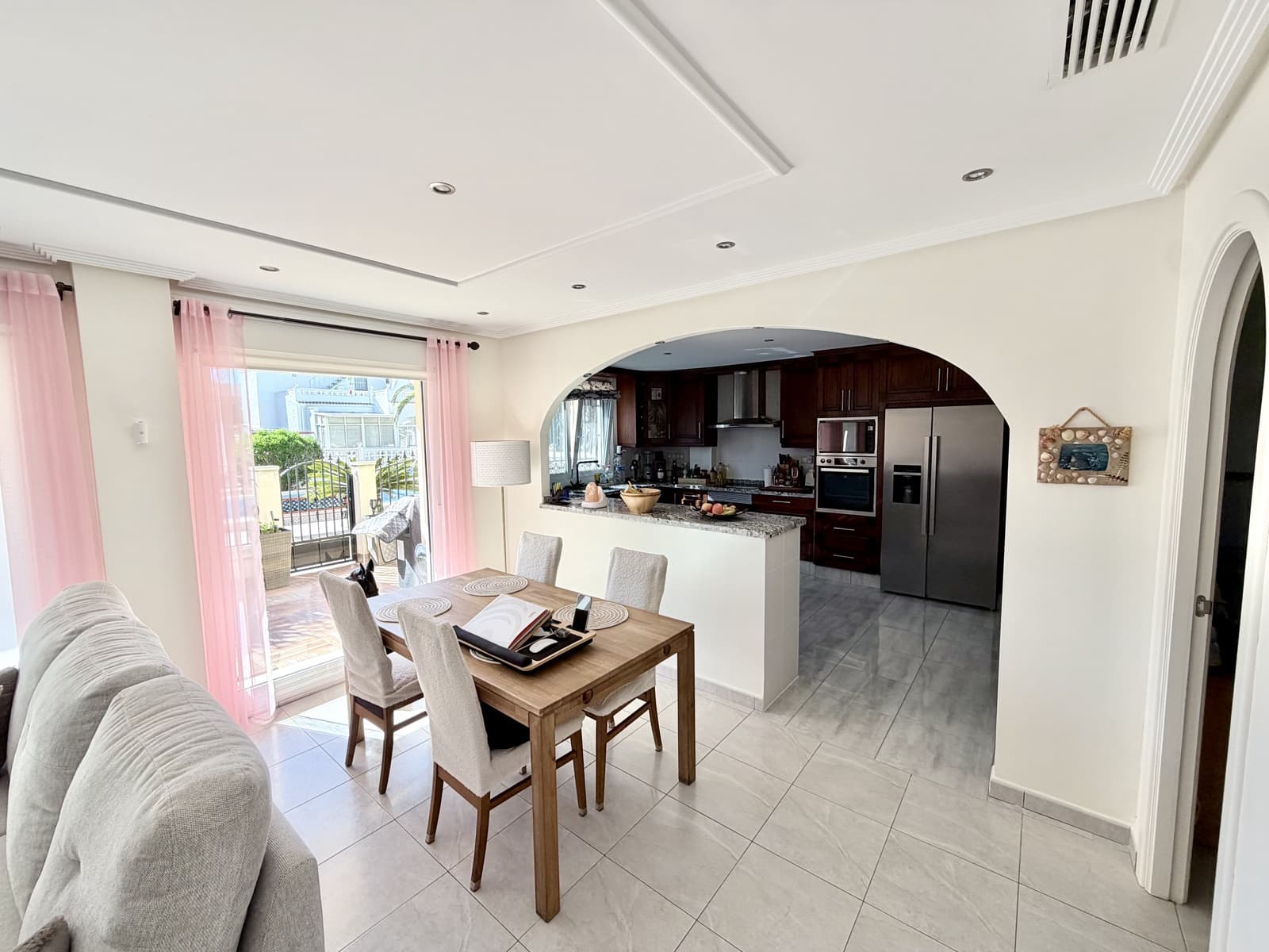 3 bedroom Villa for sale in La Marina with pool garage - € 465,000 (Ref: 10007941)
