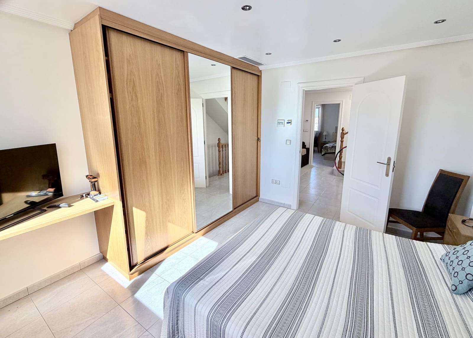 3 bedroom Villa for sale in La Marina with pool garage - € 465,000 (Ref: 10007941)