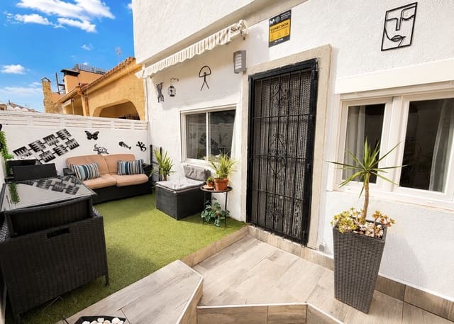 2 bedroom Terraced Villa for sale in La Marina, Elche / Elx - € 129,950 (Ref: 10008043)