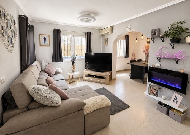 3 chambre Villa/Maison à vendre à La Marina, Elche / Elx avec piscine garage - 194 950 € (Ref: 10016693)