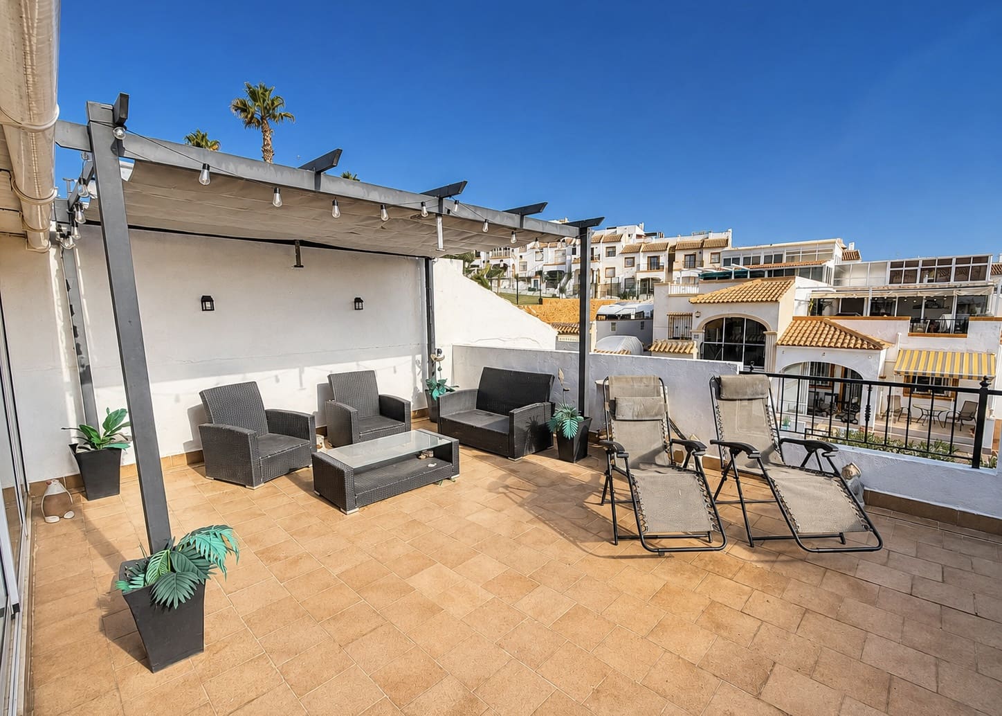 3 Zimmer Villa zu verkaufen in La Marina mit Pool Garage - 189.000 € (Ref: 10019740)
