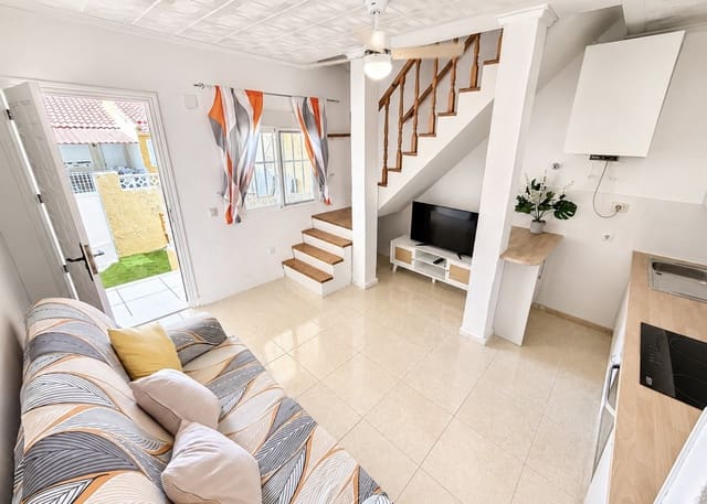 3 chambre Villa/Maison Mitoyenne à vendre à La Marina, Elche / Elx - 139 000 € (Ref: 10019741)